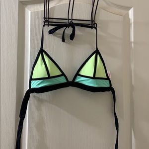 Swim suit top